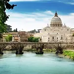 Stylish Loft - Colosseum 4 Min Walk -3 Beds -Sleeps Up To 6 People